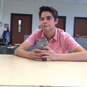 Meet your Posher, Ethan